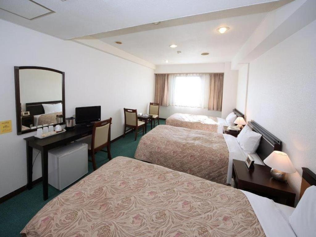 โฮเต็ล ยูทากะ วิงก์ Hotel อิซุมิซาโนะ ภายนอก รูปภาพ